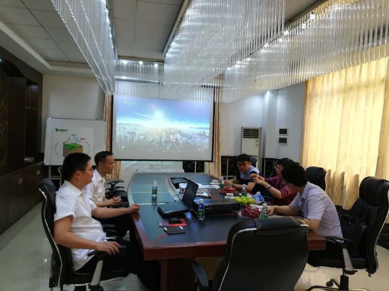 工作座谈会
